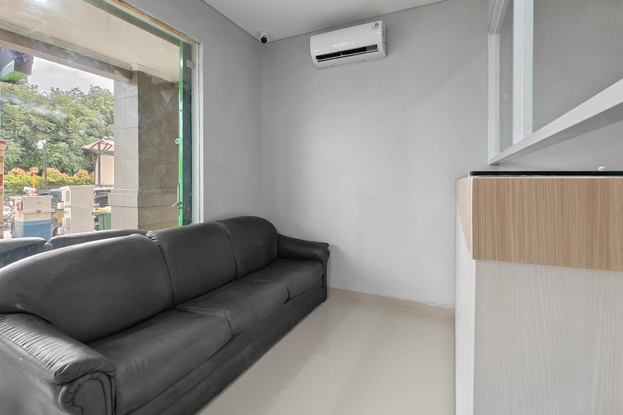 Urbanview Green Lake Sunter Residence Jakarta Exteriör bild